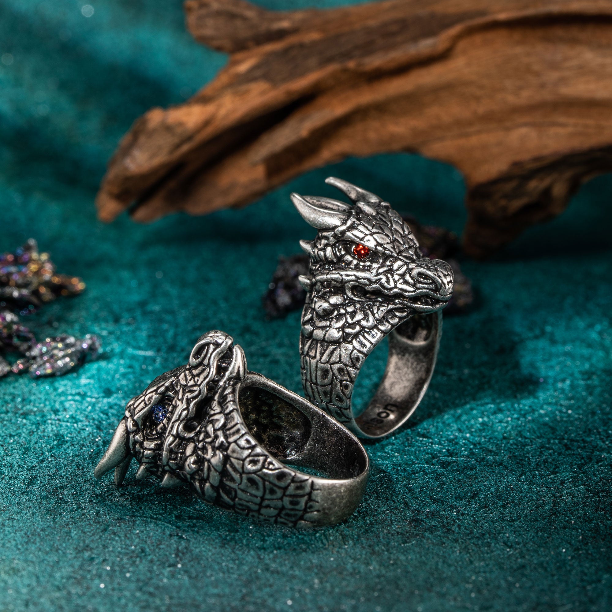 Gothic Dragon Ring für Männer - personalisierbar