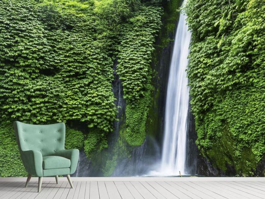 Wunderschöne Naturmotive und Wasserfälle auf Fototapete schaffen eine Wohlfühloase für dein Zuhause