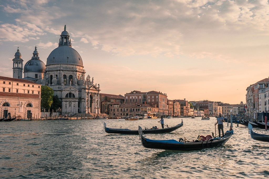 Fototapete Am Kanal von Venedig