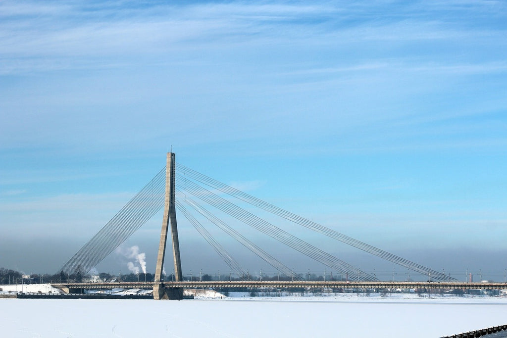 Fototapete Brücke im Schnee