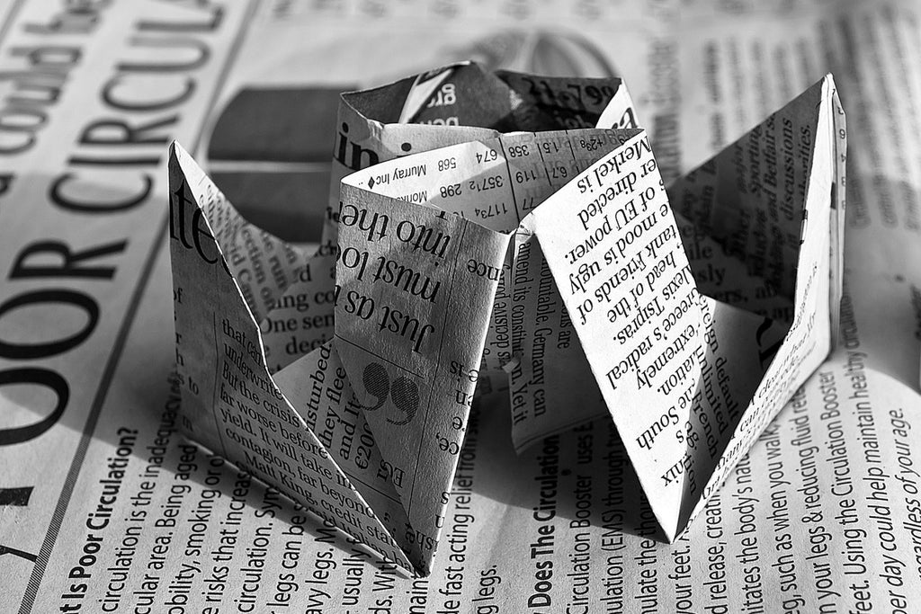 Fototapete Origami Zeitung