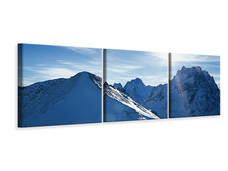 Panorama Leinwandbild 3-teilig Der Berg im Schnee