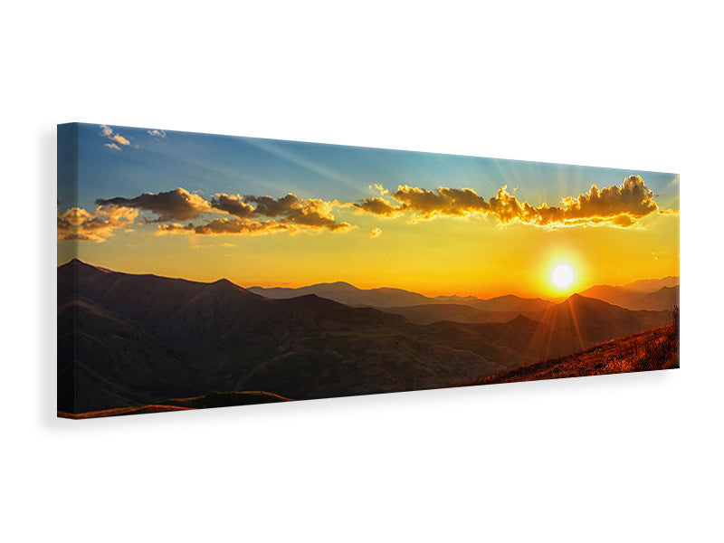 Leinwandbild Panorama Sonnenuntergang in der Welt der Berge